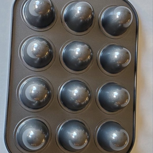 Brownie/Cake Pop Pan - Picture 2 of 3